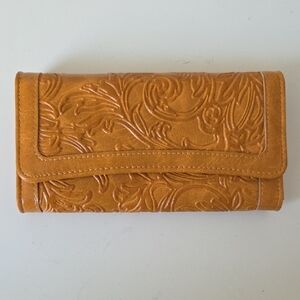 Leather Trifold Wallet with Intricate Floral Embossing RFID Snap Closure NWOT